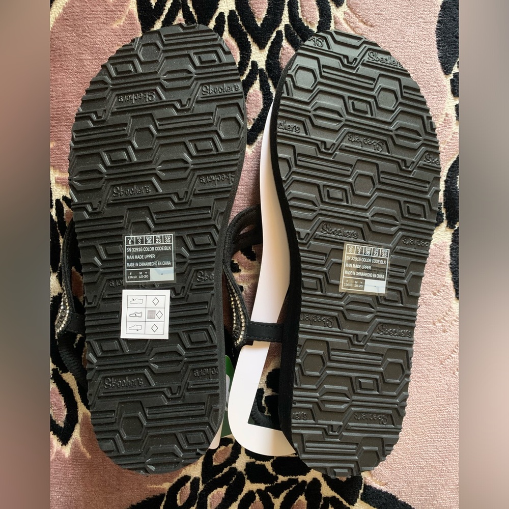 NWT Skechers Cali Mediation Evening Dew Winens Sandals Size 6 in Black - Picture 9 of 10
